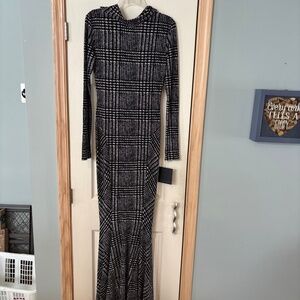 NORMA KAMALI size S/36 NWT Long Sleeve Turtle Fishtail Gown Lg Glen Plaid Tweed